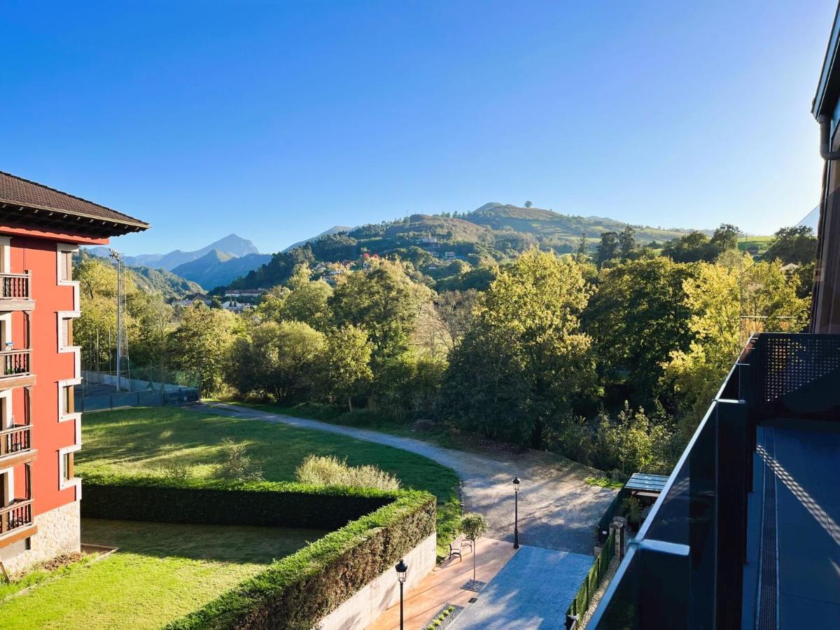 Cangas De Onis A Orillas Del Rio Sella Eksteriør billede
