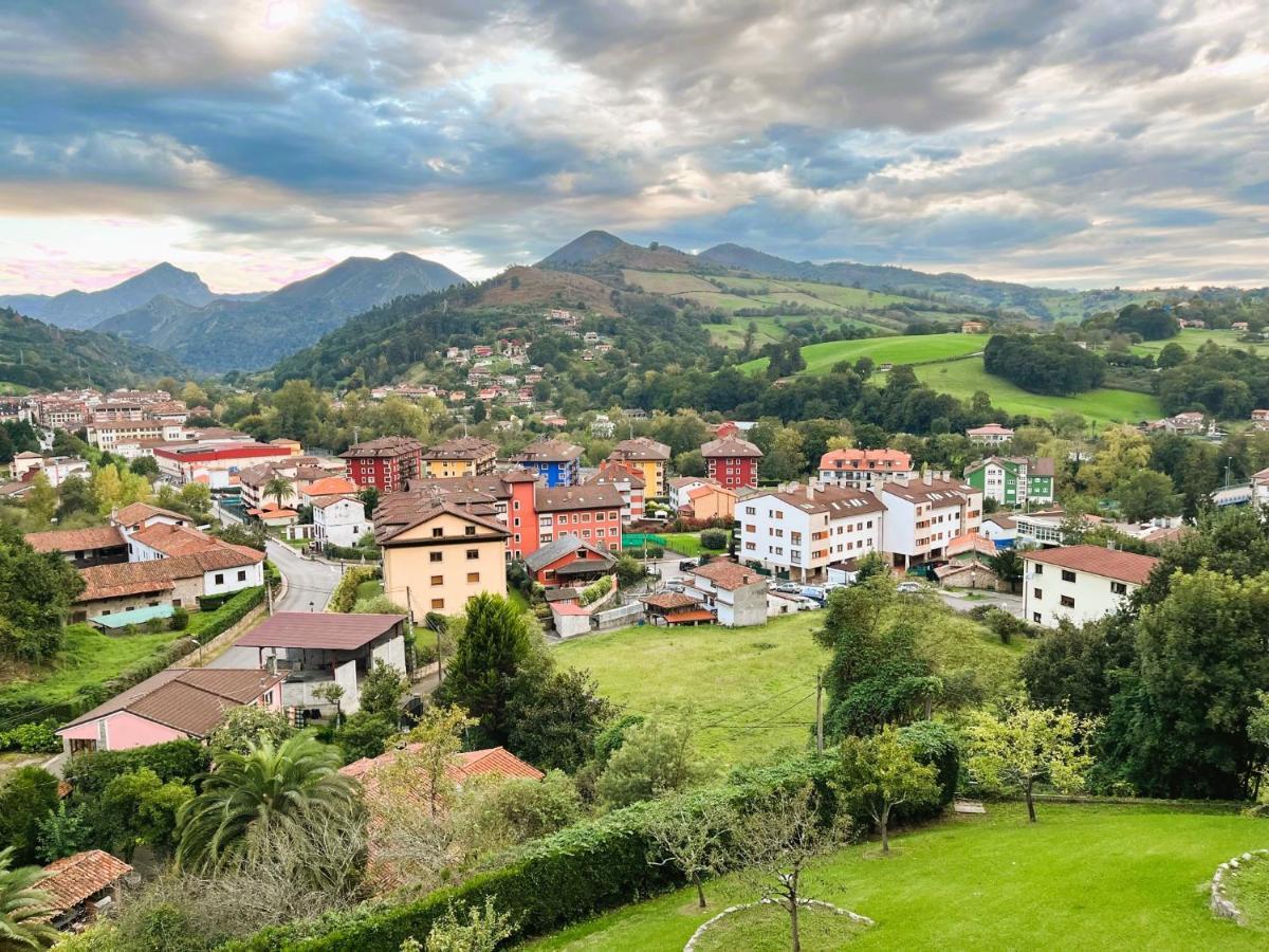 Cangas De Onis A Orillas Del Rio Sella Eksteriør billede